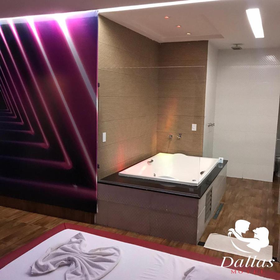 Dallas Motel Valparaiso de Goias Dış mekan fotoğraf