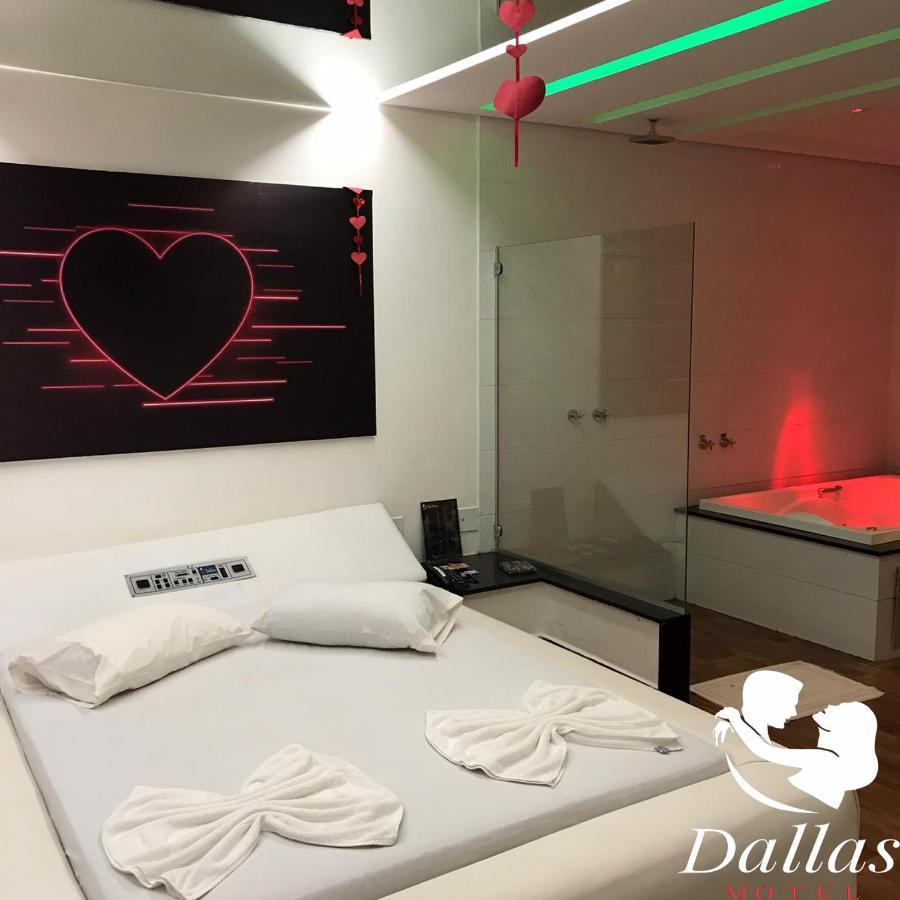 Dallas Motel Valparaiso de Goias Dış mekan fotoğraf