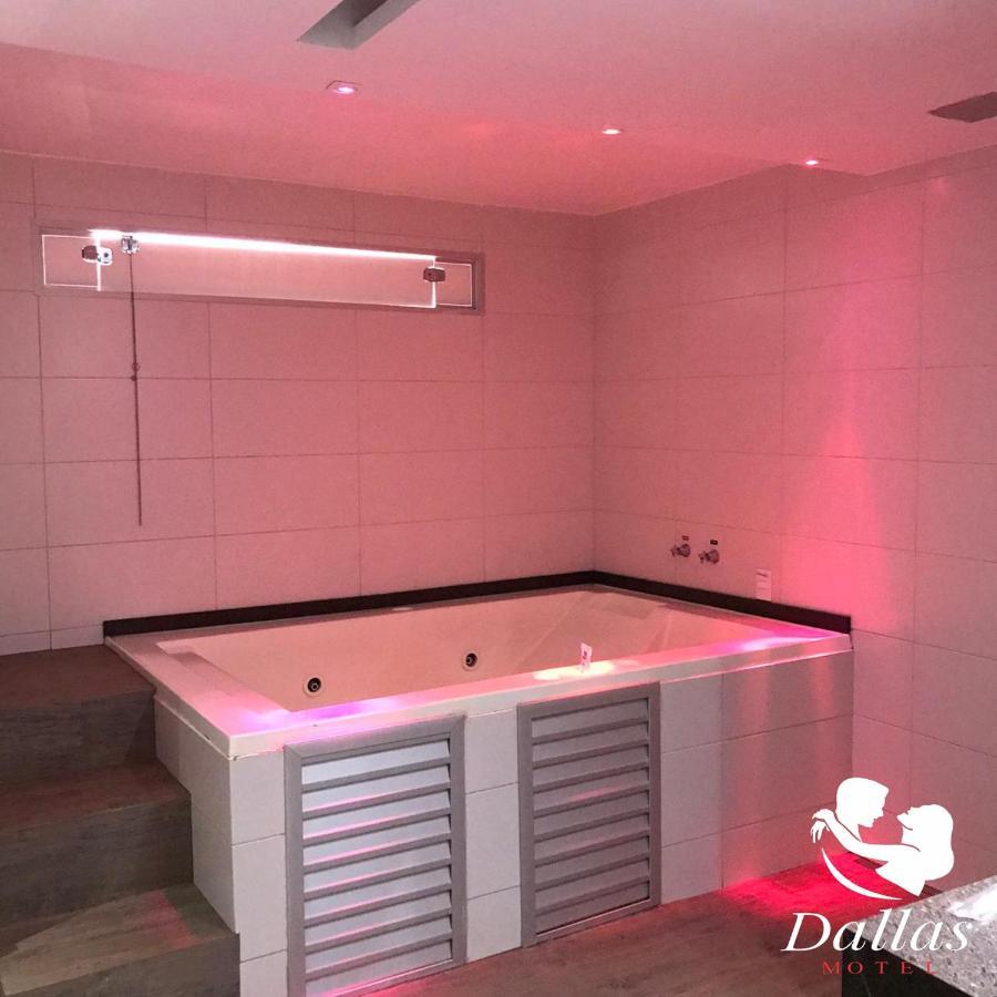 Dallas Motel Valparaiso de Goias Dış mekan fotoğraf